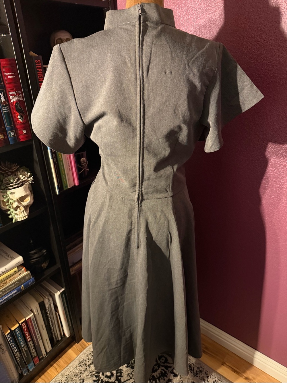50s Vintage inspired Gray Fit-and-Flare Dress with Red Rose Appliqué - Picture 4 of 5